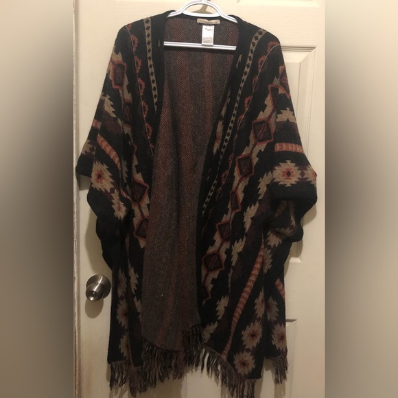 Chiaramente Wool Poncho Size Large Made In Italy - Picture 2 of 3